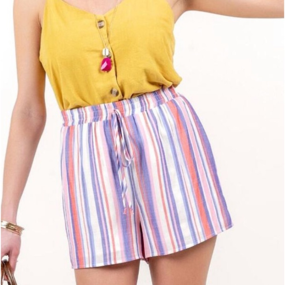 FRANCESCA’S HANLEY STRIPED TIE WAIST SHORTS  SIZE: SMALL